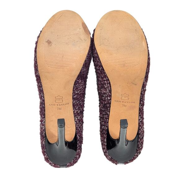 Ann Taylor Maya Burgundy Tweed Cap Toe Chain Trim Heels Size 7M - Picture 8 of 16